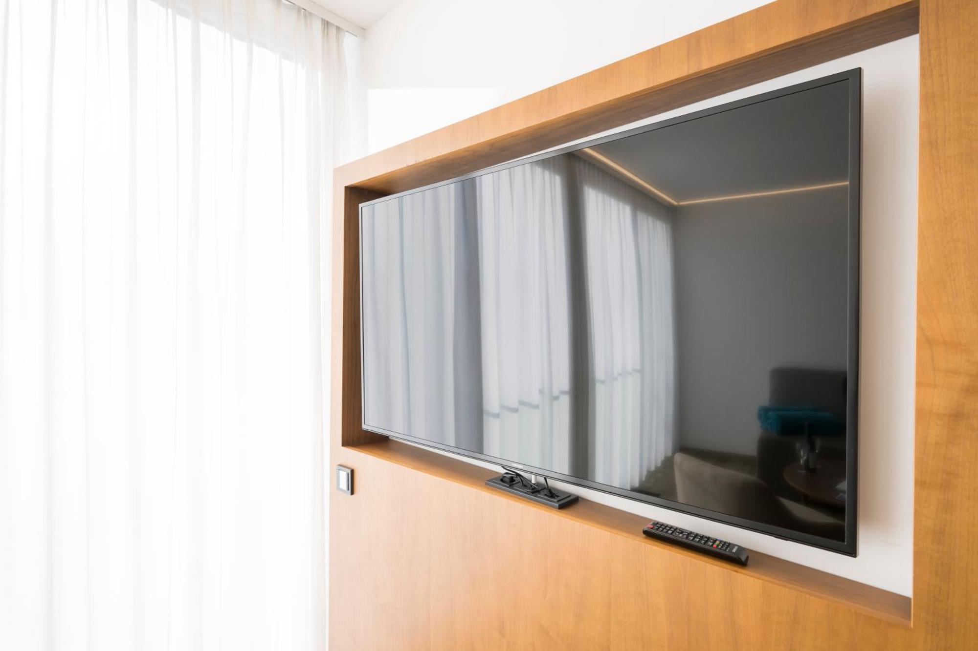 Boutique Apartments Velden フェルデン・アム・ヴェルターゼー エクステリア 写真
