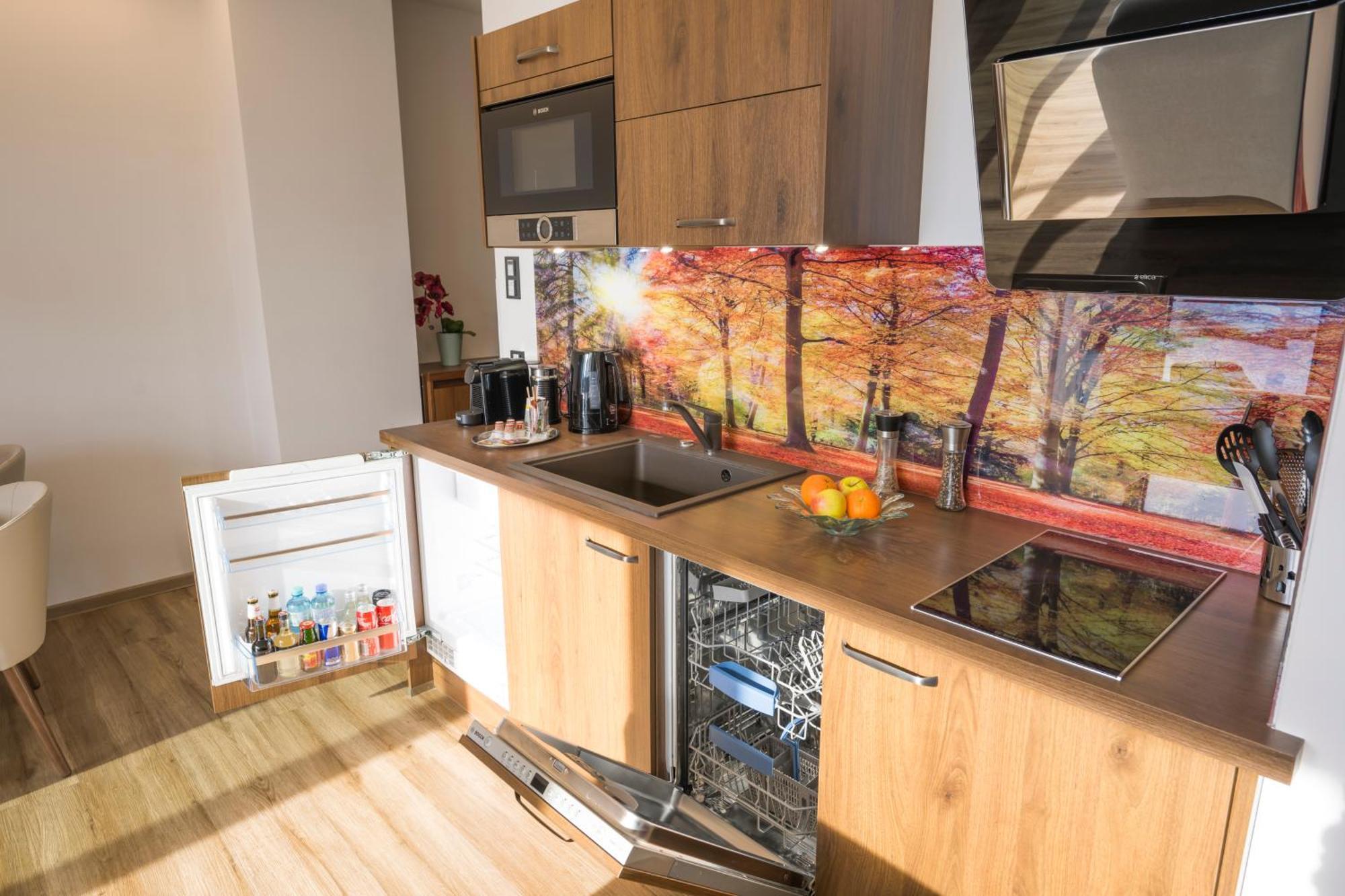 Boutique Apartments Velden フェルデン・アム・ヴェルターゼー エクステリア 写真