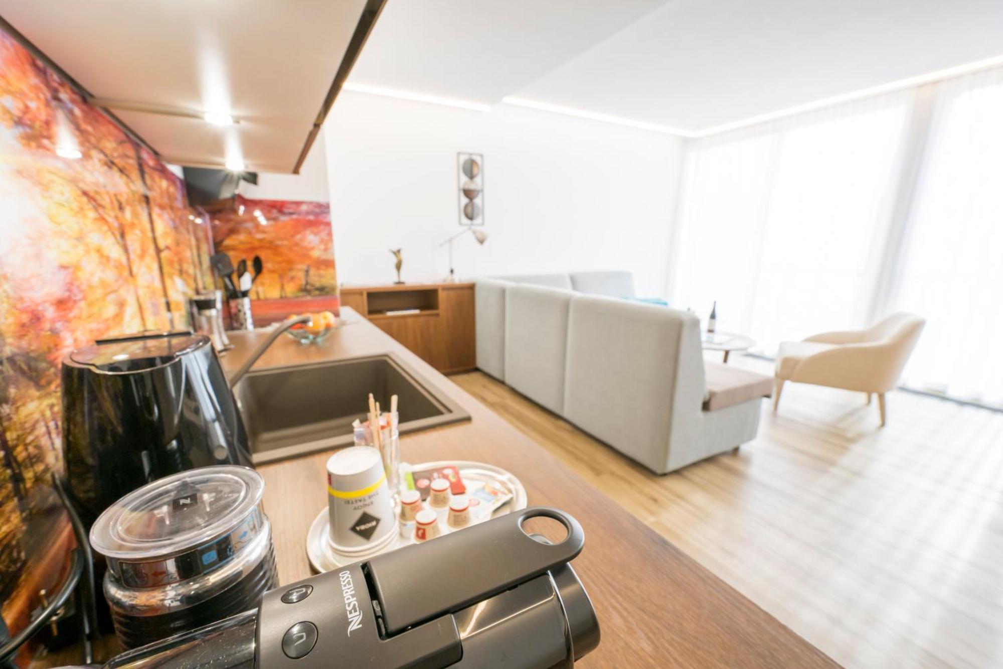 Boutique Apartments Velden フェルデン・アム・ヴェルターゼー エクステリア 写真