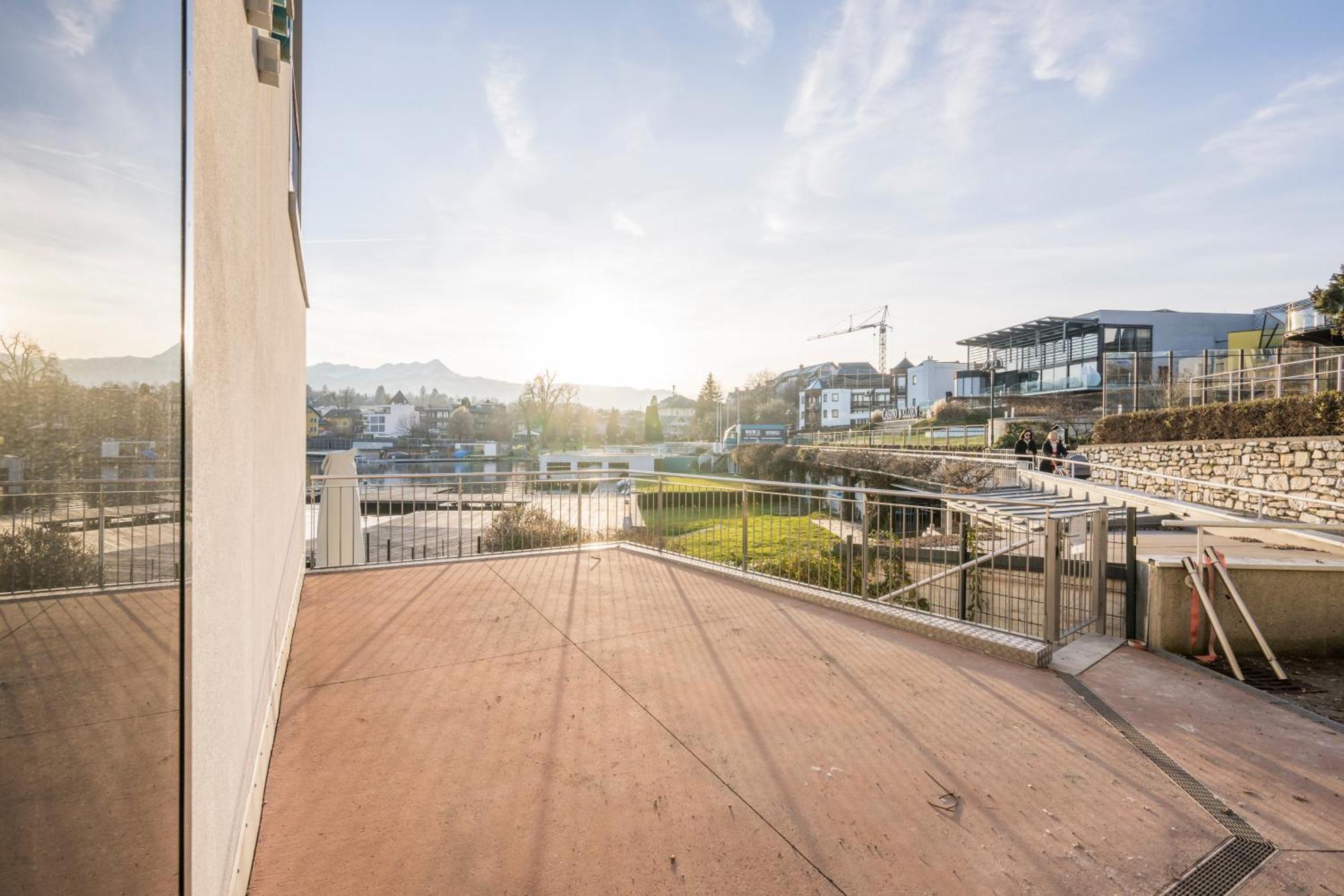 Boutique Apartments Velden フェルデン・アム・ヴェルターゼー エクステリア 写真